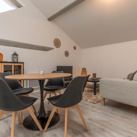 Atypique - 2 Chambres Avec Salles De Bains, Cuisine Equipee, Parking Gratuit Castelsarrasin Eksteriør billede
